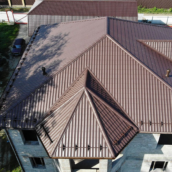 Монтаж сложной крыши и кровли в Грязовце и Вологодской области